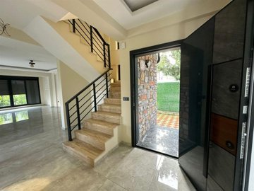 Brand New Villa For Sale In Belek, Antalya - Villa entrance into the living space