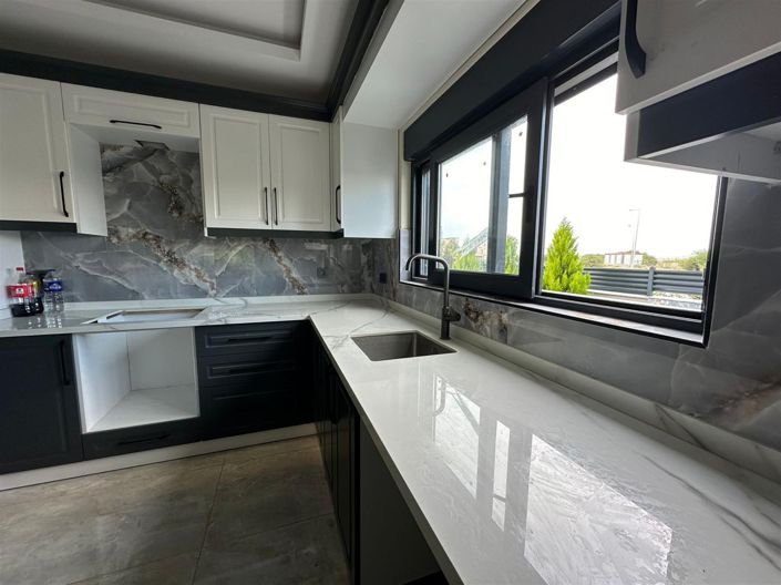 Image No.6-4 Bed Villa for sale