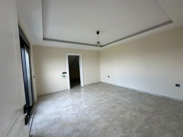 Brand New Villa For Sale In Belek, Antalya - Generously sized badroom