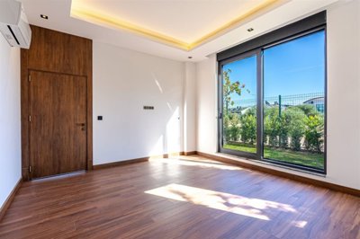 Desirable Villa For Sale In Belek, Antalya With Private Facilities - Great size bedroom