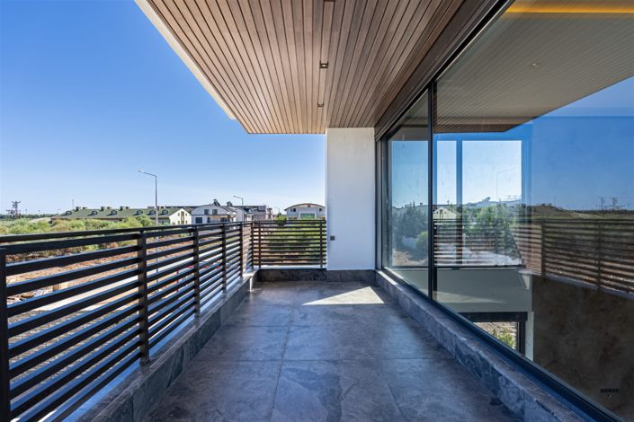 Image No.20-4 Bed Villa for sale