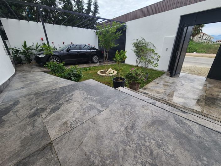 Image No.24-4 Bed Villa for sale