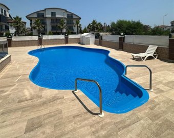 Delightful Apartment In Antalya For Sale - Shared swimming pool with large sunbathing terraces