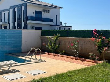 Three-Storey Villa For Sale in Belek, Antalya With A Private Pool - Private pool and lounging terrace