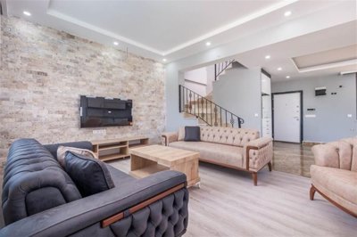 Three-Storey Villa For Sale in Belek, Antalya With A Private Pool - Modern furnished lounge