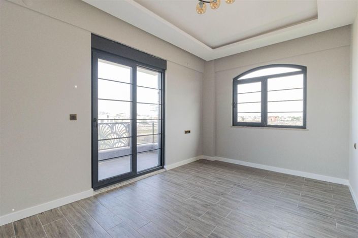 Image No.15-3 Bed Villa for sale