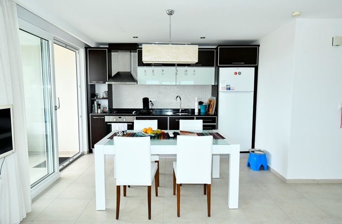 Image No.8-2 Bed Apartment for sale