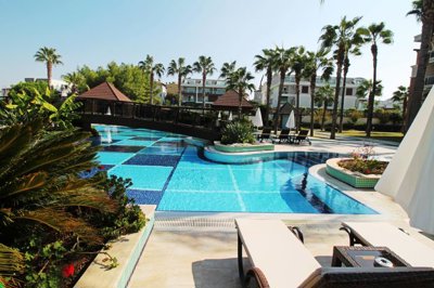 Delightful Garden Apartment For Sale In Side - Social sun terraces and pools