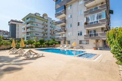 Seafront Apartment For Sale In Alanya - Huge social sun-drenched terraces