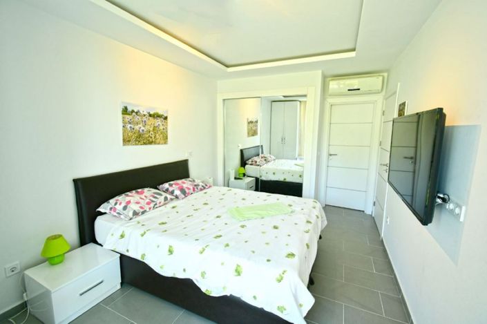 Image No.16-2 Bed Apartment for sale