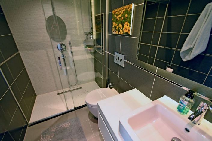 Image No.17-2 Bed Apartment for sale