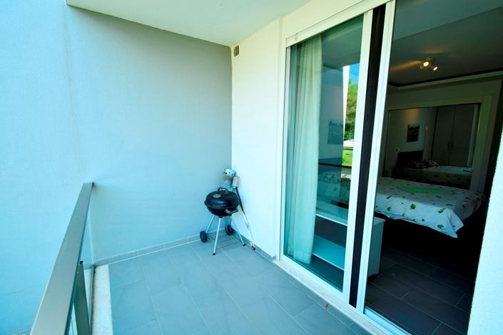 Image No.19-2 Bed Apartment for sale