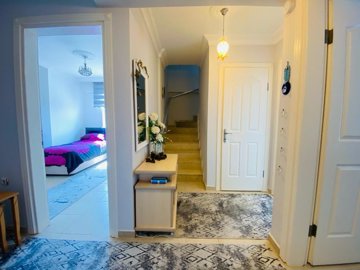 Penthouse Apartment For Sale In Didim – Entrance hallway
