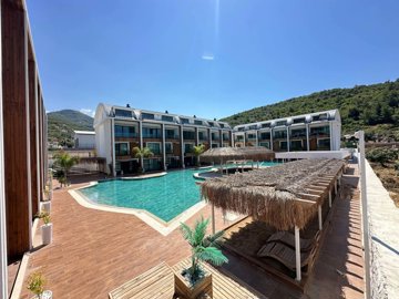 Exceptional Property For Sale In Alanya – Large sunny terraces and relaxing seating areas