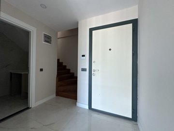 Exceptional Property For Sale In Alanya – Entrance hallway