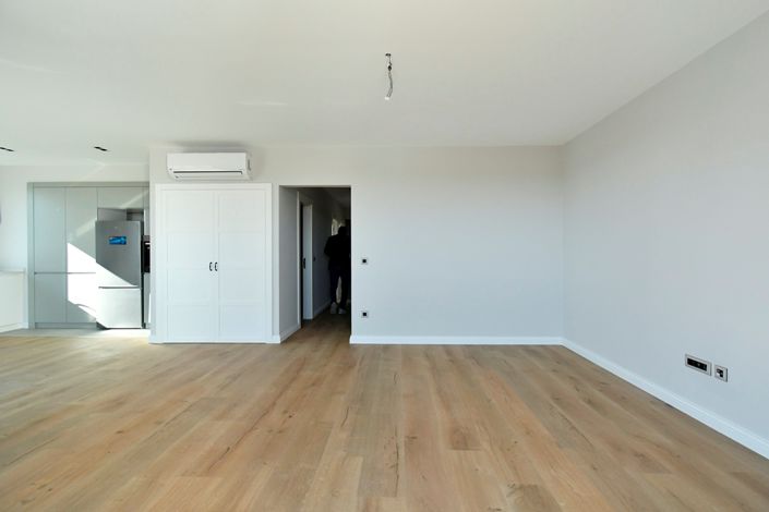 Image No.14-3 Bed Apartment for sale