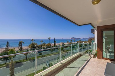 Immaculate Alanya Apartment In Kestel For Sale - Sea view, sun-drenched balcony
