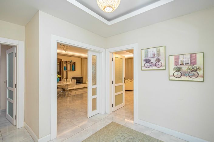 Image No.11-3 Bed Apartment for sale