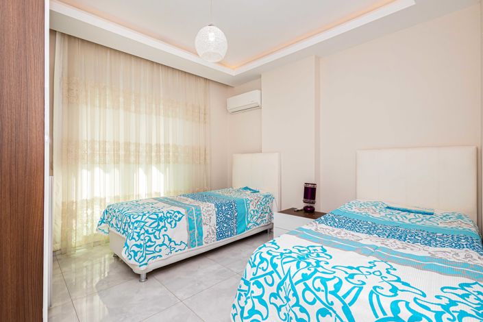 Image No.17-3 Bed Apartment for sale