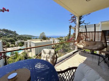 Furnished Sea-View Apartment For Sale In Bodrum – Desirable sea view balcony