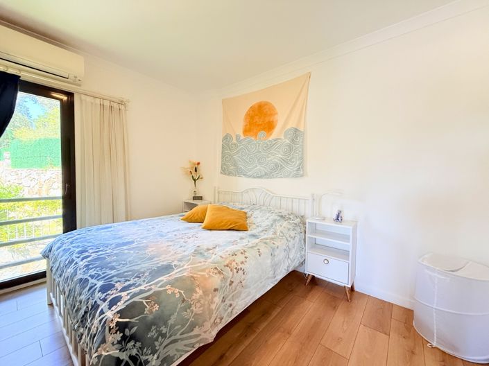 Image No.18-2 Bed Apartment for sale