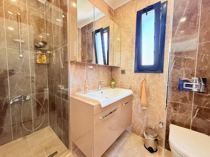 Image No.20-2 Bed Apartment for sale