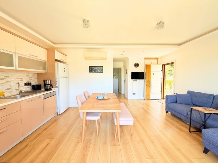 Image No.9-2 Bed Apartment for sale