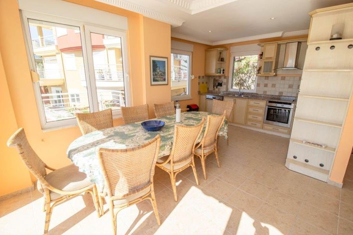 Image No.8-4 Bed Villa for sale