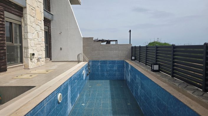 Image No.2-3 Bed Villa for sale
