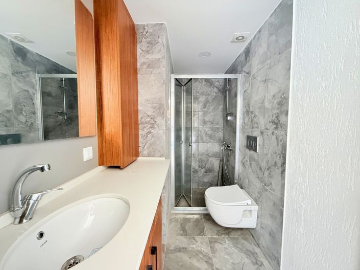 Image No.17-2 Bed Apartment for sale