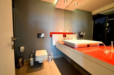 A Ready-To-Move Property For Sale In Manavgat, Antalya - Second shower room