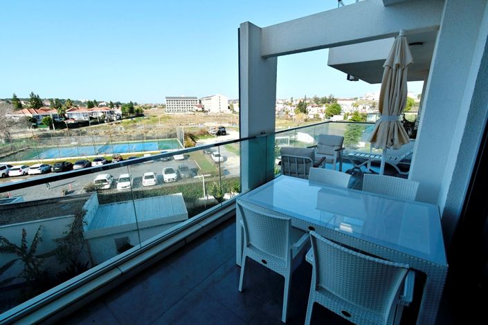 Image No.3-Appartement de 2 chambres à vendre à Side