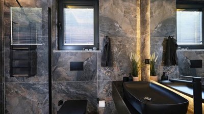 Ultra-Luxury Sea View Alanya Villa For Sale - First luxury bathroom