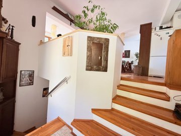 Detached Sea View Villa For Sale In Bodrum - Staircase to the living room and kitchen