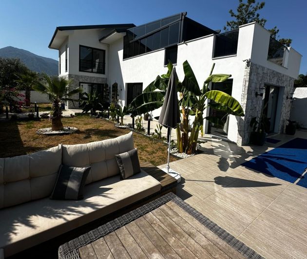 Image No.3-Villa de 4 chambres à vendre à Kemer