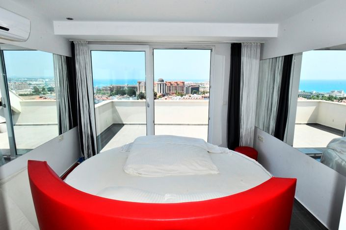 Image No.17-3 Bed Penthouse for sale