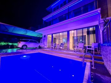 Lavish Villa With A Private Pool For Sale in Belek Near Golf Courses - Villa with private pool and parking