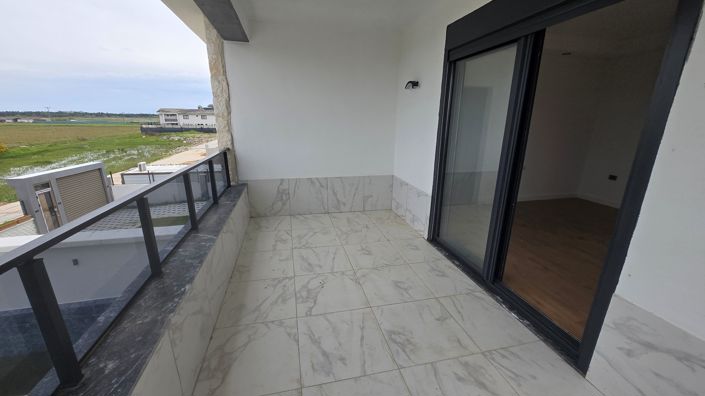 Image No.15-5 Bed Villa for sale