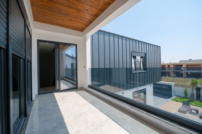 Image No.23-4 Bed Villa for sale
