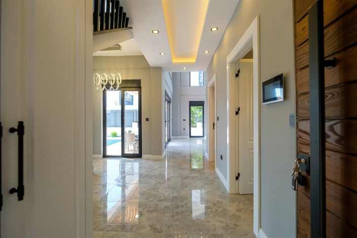 Image No.7-4 Bed Villa for sale