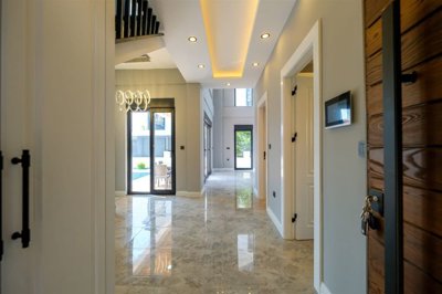 Glamorous Villa For Sale In Belek With Luxury Private Facilities - Bright and airy ground floor