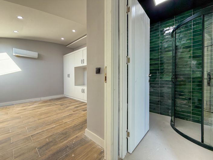 Image No.14-2 Bed Apartment for sale