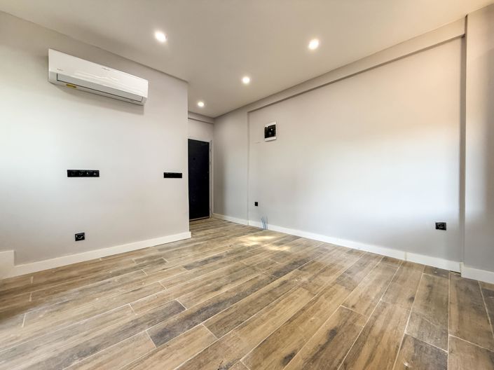 Image No.16-2 Bed Apartment for sale