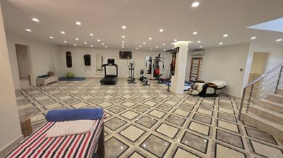 Opulent Belek Villa With A Private Pool & Spa Facilities For Sale Near Golf Courses - Fully equipped gym and fitness room