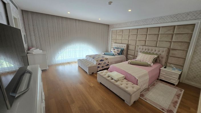 Image No.21-5 Bed Villa for sale