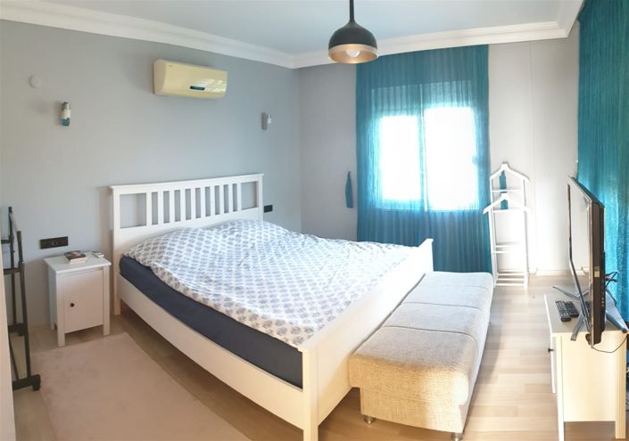 Image No.12-4 Bed Villa for sale