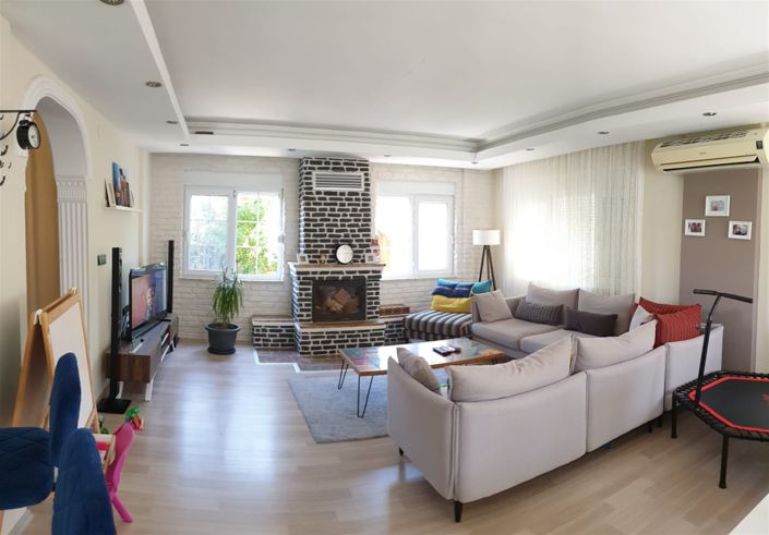 Image No.4-4 Bed Villa for sale