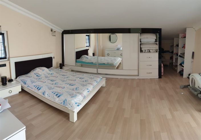 Image No.8-4 Bed Villa for sale