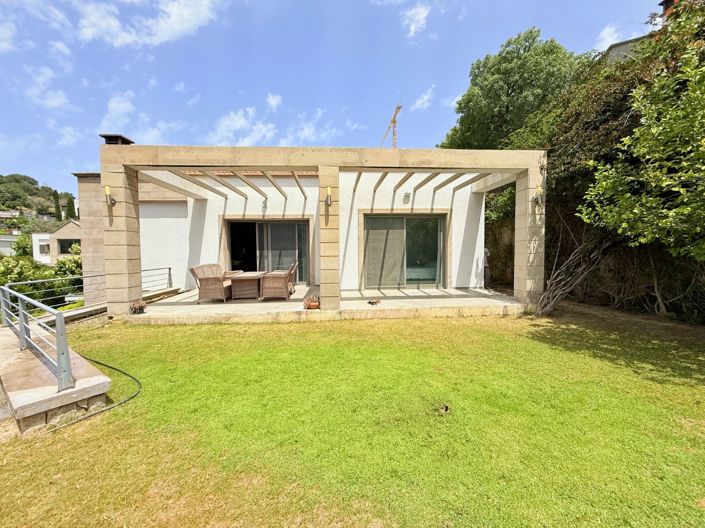 Image No.3-3 Bed Villa for sale