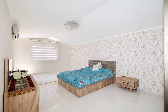 Image No.23-4 Bed Penthouse for sale